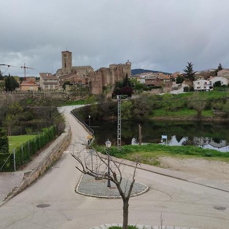 Puente Viejo De Buitrago Casa Enebro Διαμέρισμα Buitrago del Lozoya Εξωτερικό φωτογραφία